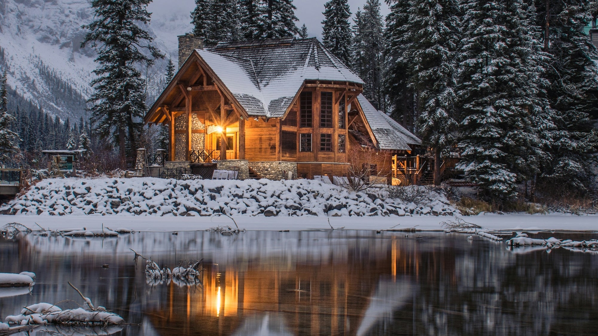 Discover 10 Unique Escapes for Your Winter Getaway