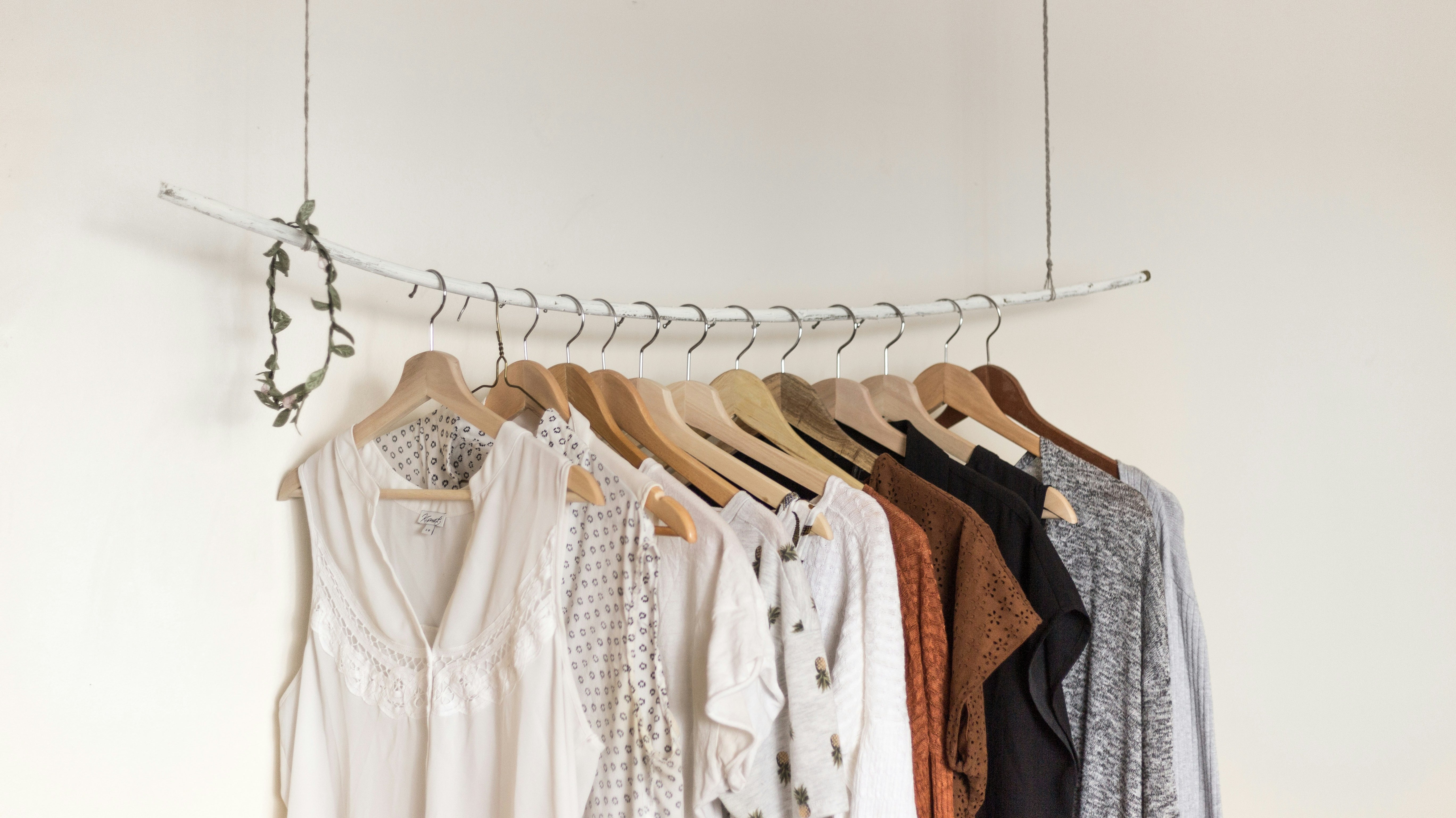 Top 5 Tips for Building a Summer Capsule Wardrobe