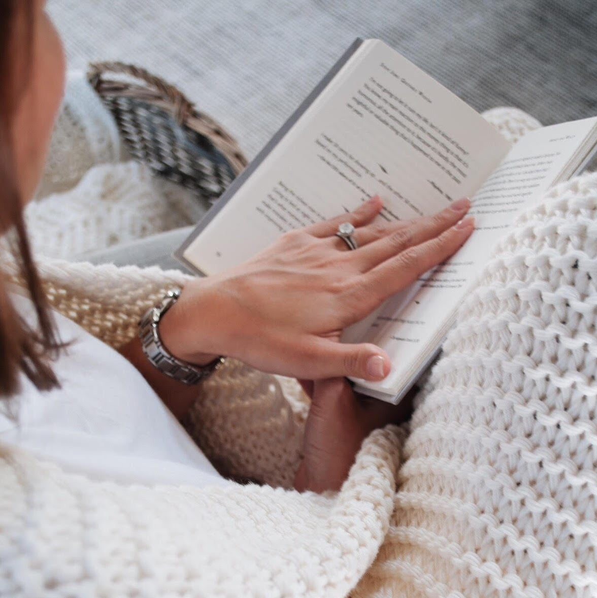 Cozy Reads | Braving the Wilderness by Brené Brown